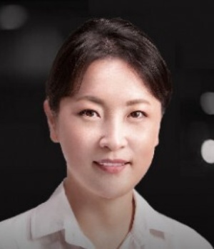 Liz Lee